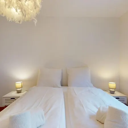 Beautiful 2 Bedroom In Heart Of The Mountains *